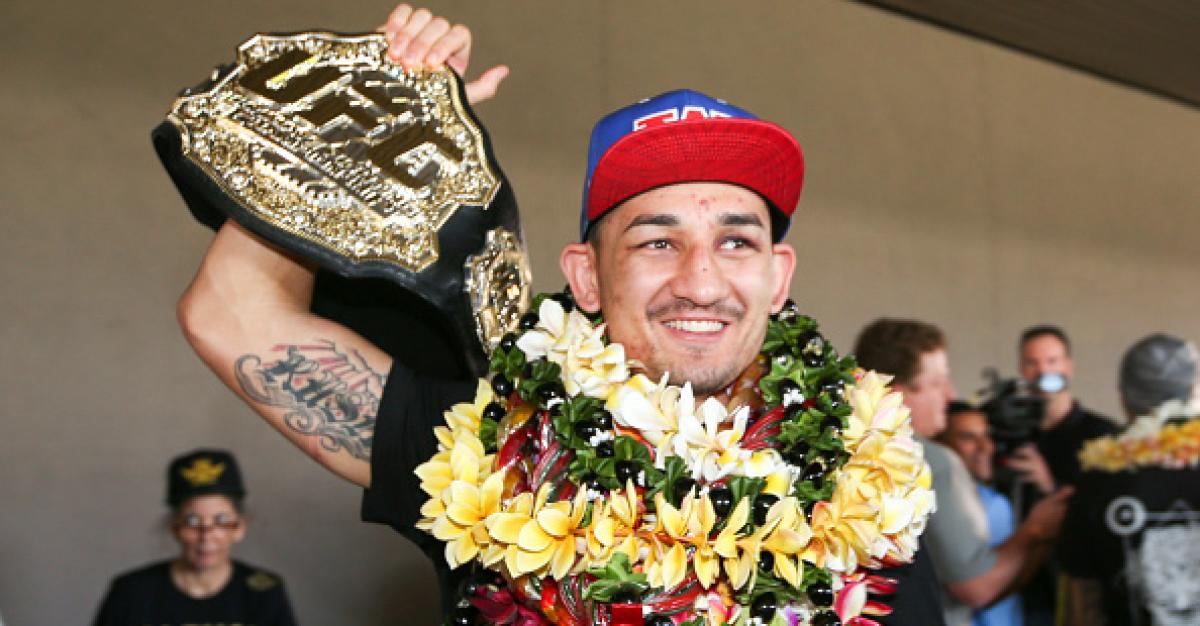 'Blessed Era' begins; Holloway receives hero's welcome back in Hawaii
