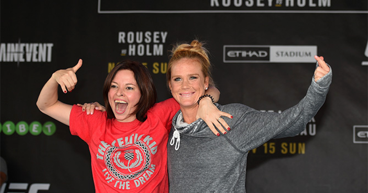 Comfortable Holly Holm, Unfazed by #RouseyRevolution, Ready To Fight