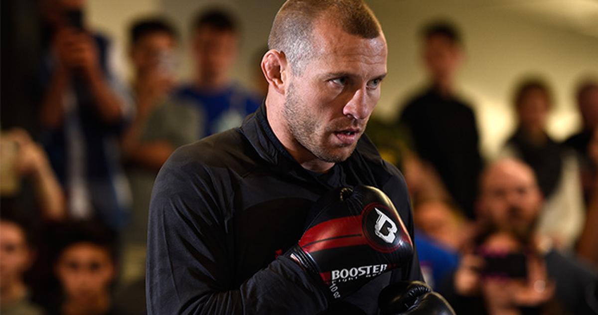 It's always showtime for 'Cowboy' at open workouts