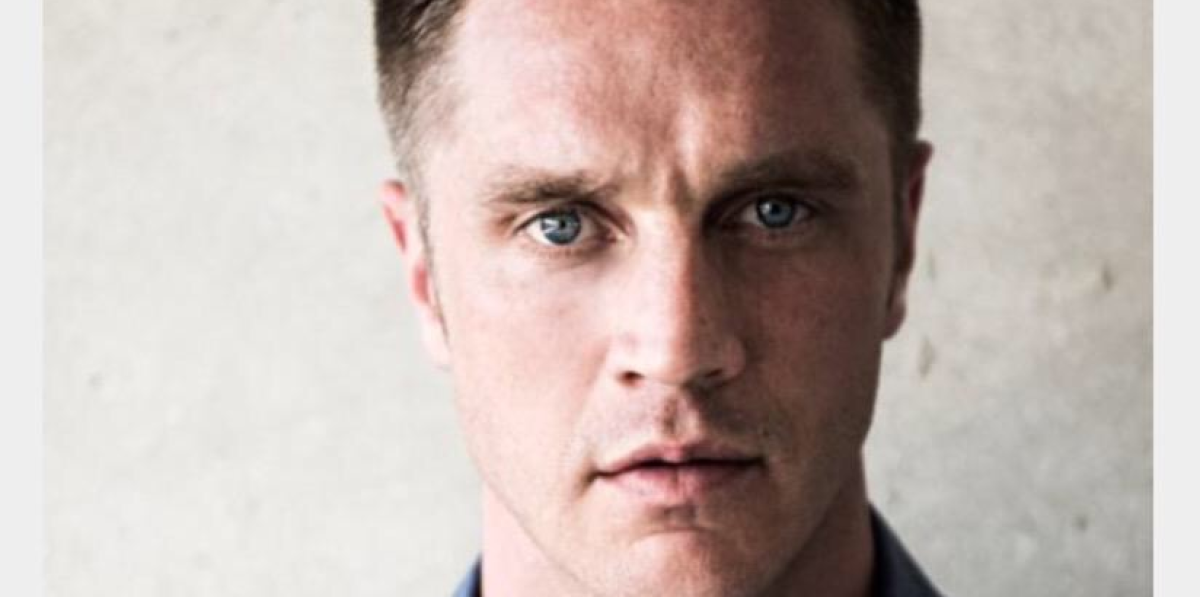 Talking Fights and the UFC with Devon Sawa