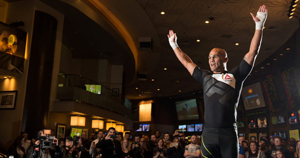 UFC 195 headliners get real at open workouts