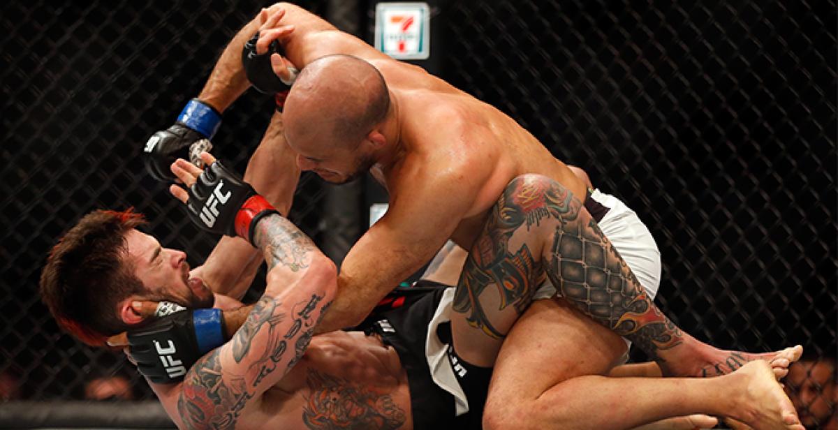 Submissions, KO's, decisions - prelims had it all