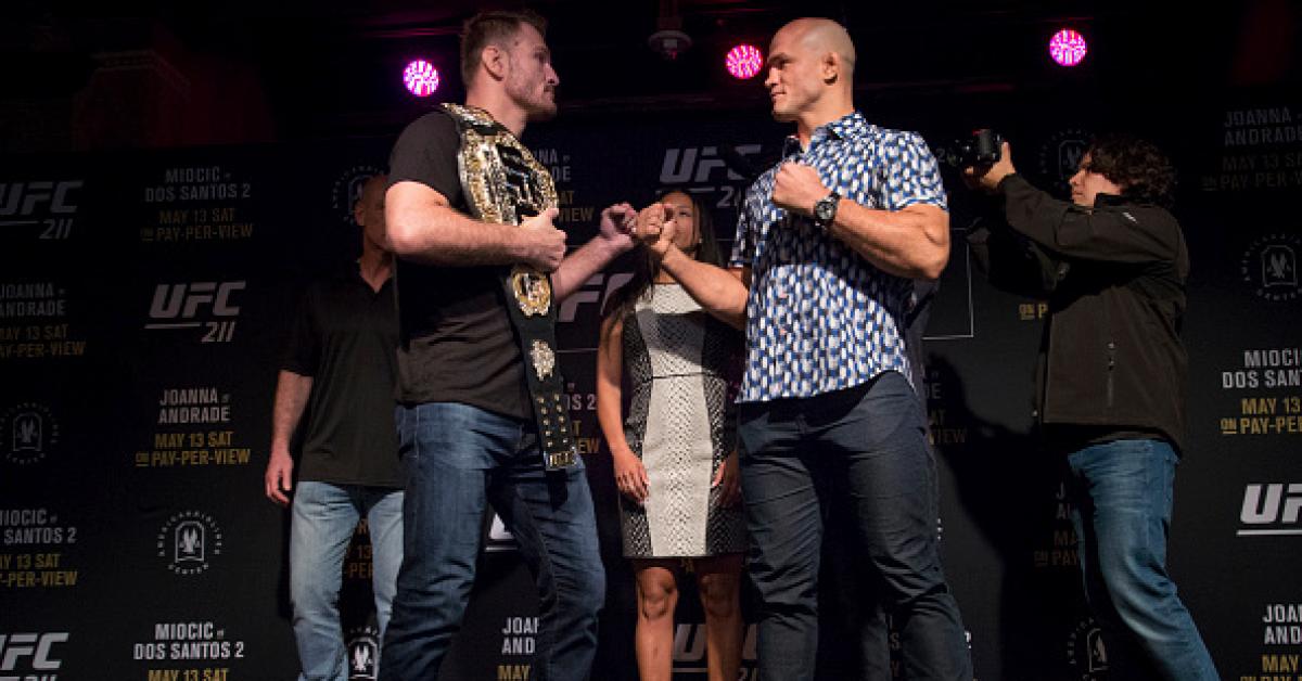UFC 211 - Fight by Fight