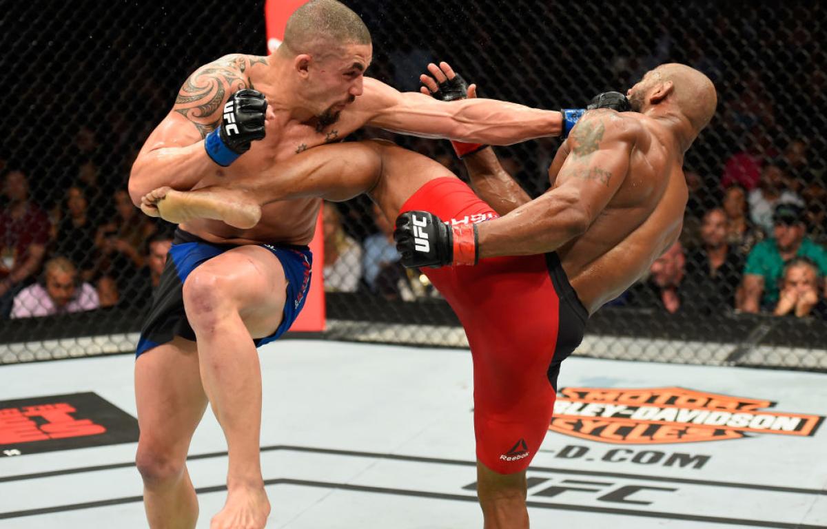 Robert Whittaker Pounds His Way Past Yoel Romero For The Interim Middleweight Strap at UFC 213