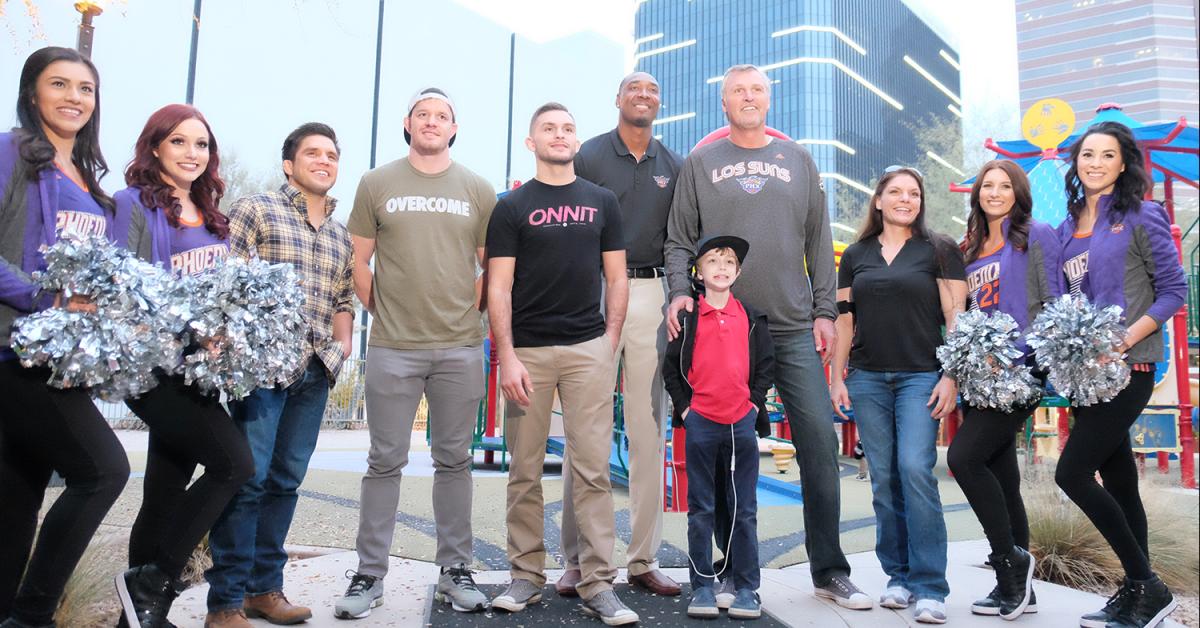 UFC Fighters, Former Suns Players Deliver Happiness to Children in Phoenix
