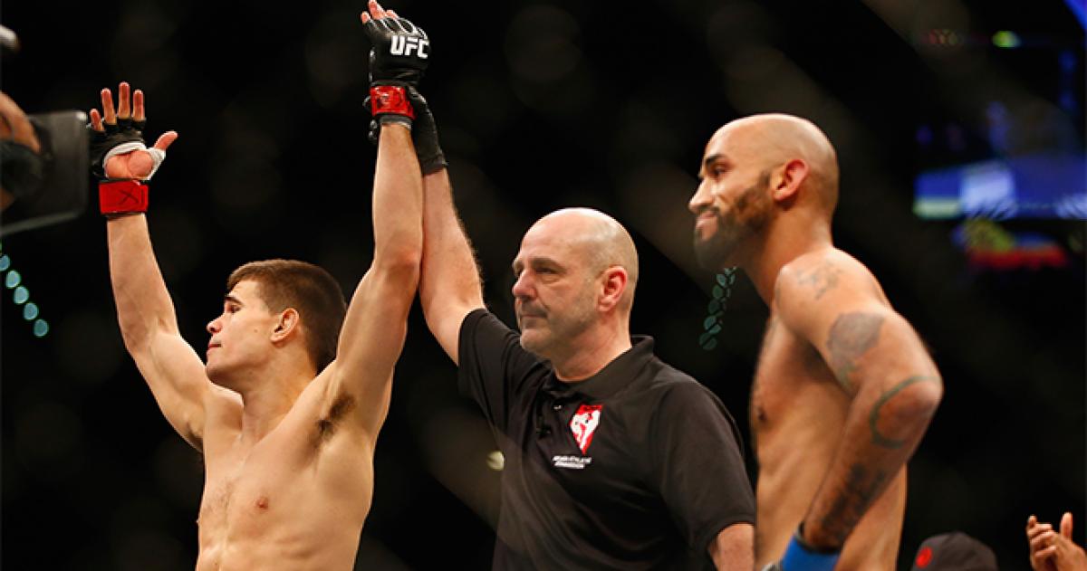 Gall wins quickly, sets up date with CM Punk