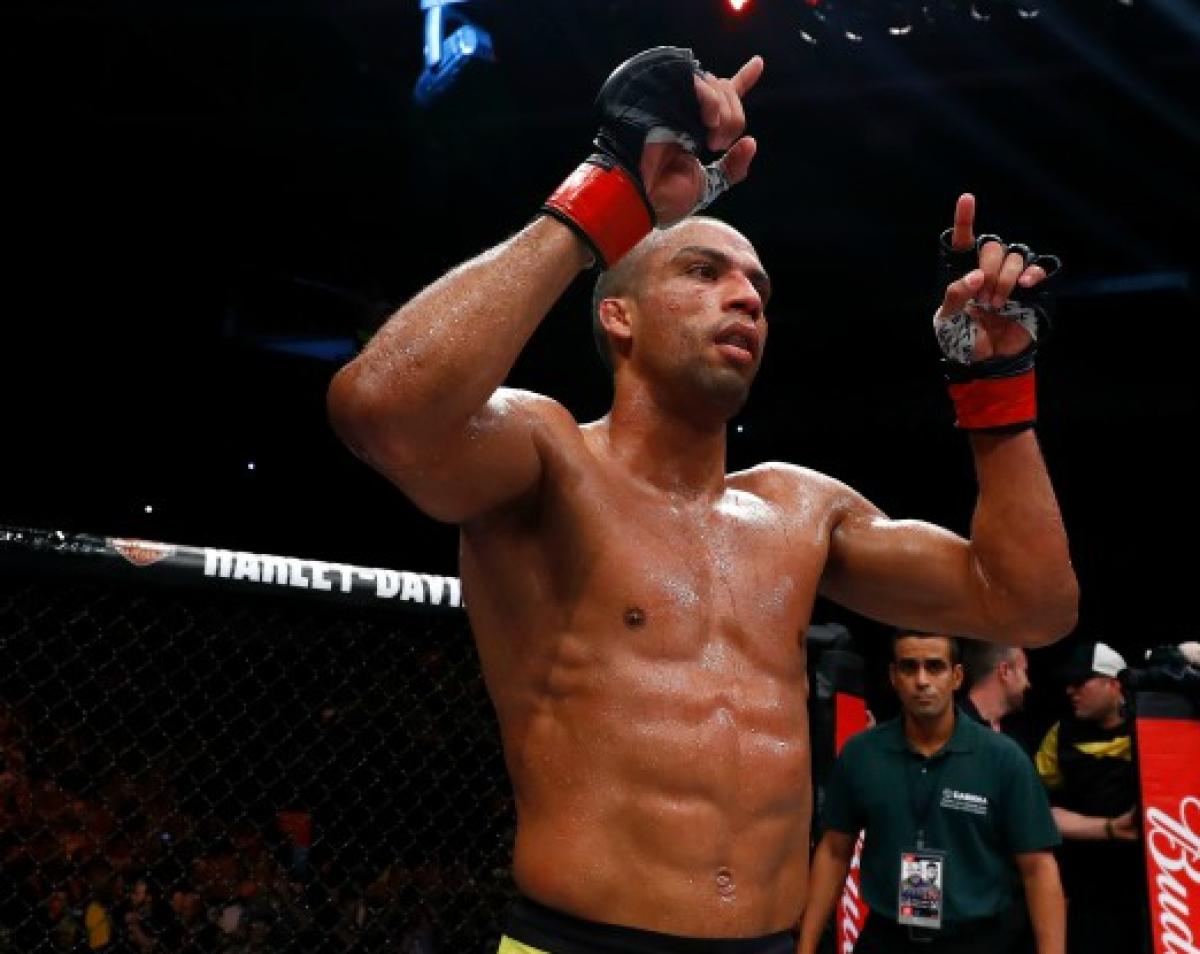 Shogun, Barboza get epic finishes in Brazil