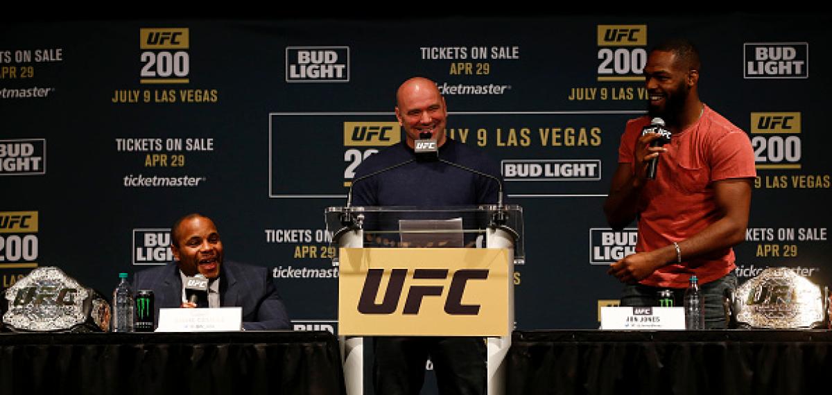 Jones, Cormier reignite feud after UFC 200 bout announced