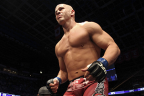 UFC FIT : &Ecirc;tre au poids avec Ryan Jimmo