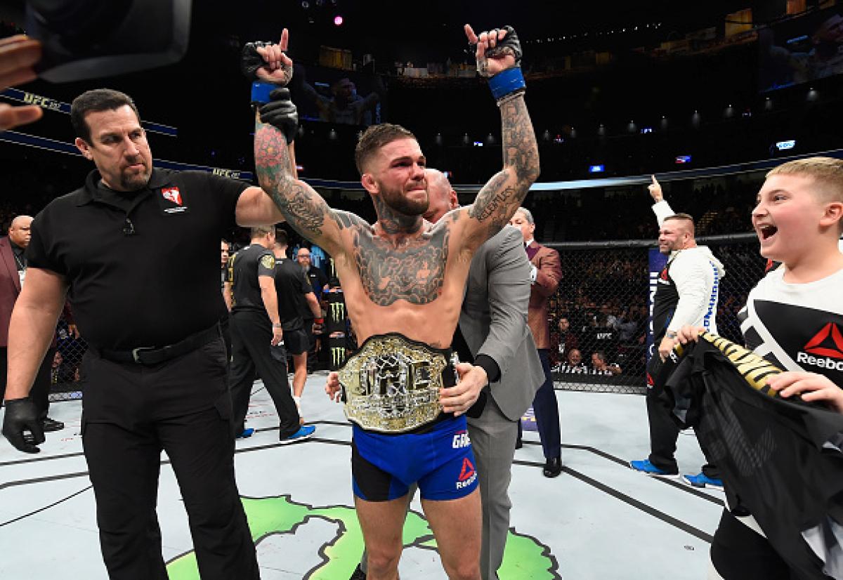 Watch emotional Garbrandt in UFC 207 'Thrill and Agony'