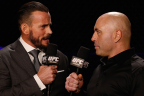 White r&eacute;pond aux critiques concernant CM Punk, dont celles de Ben Askren