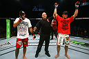 Aaron Simpson scores a unanimous decision victory over Brad Tavares.