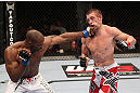 Dustin Jacoby (red trunks) vs Clifford Starks (white trunks)