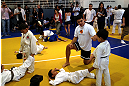 O ex-campe&atilde;o meio-pesado Lyoto Machida dando suas dicas