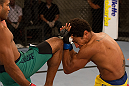 S&Atilde;O PAULO, BRASIL - 25/1/2013: Tiago Alves (Time Werdum) x Cleiton "Foguete" Duarte (Time Nogueira). (Foto de Luiz Pires Dias/Zuffa LLC/Zuffa LLC via Getty Images)