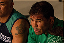 S&Atilde;O PAULO, BRASIL - 25/1/2013: Minotauro observando a primeira luta da casa entre Tiago e Foguete. (Foto de Luiz Pires Dias/Zuffa LLC/Zuffa LLC via Getty Images)