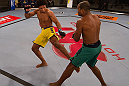 S&Atilde;O PAULO, BRASIL - 25/1/2013: Tiago Alves (Time Werdum) x Cleiton "Foguete" Duarte (Time Nogueira). (Foto de Luiz Pires Dias/Zuffa LLC/Zuffa LLC via Getty Images)