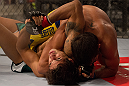 S&Atilde;O PAULO, BRASIL - 25/1/2013: Yan Cabral (Time Werdum) x David Vieira (Time Nogueira) na segunda luta na casa do The Ultimate Fighter Brasil 2. (Foto de Luiz Pires Dias/Zuffa LLC/Zuffa LLC via Getty Images)