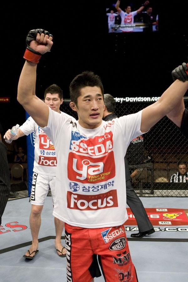 Dong Hyun "Stun Gun" Kim Official UFC® Fighter Profile UFC