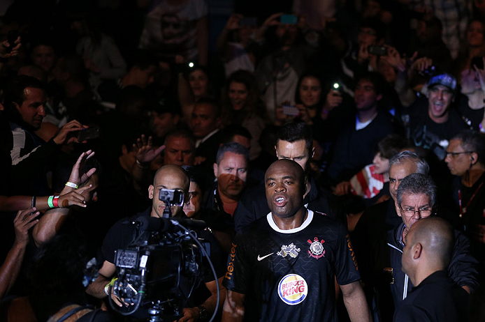 RIO DE JANEIRO, BRAZIL - OCTOBER 13:  Anderson Silva enters the arena before his light heavyweight fight against Stephan Bonnar at UFC 153 inside HSBC Arena on October 13, 2012 in Rio de Janeiro, Brazil.  (Photo by Josh Hedges/Zuffa LLC/Zuffa LLC via Getty Images)