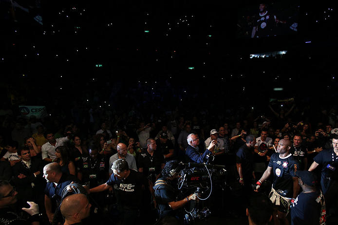RIO DE JANEIRO, BRAZIL - OCTOBER 13:  Anderson Silva enters the arena before his light heavyweight fight against Stephan Bonnar at UFC 153 inside HSBC Arena on October 13, 2012 in Rio de Janeiro, Brazil.  (Photo by Josh Hedges/Zuffa LLC/Zuffa LLC via Getty Images)