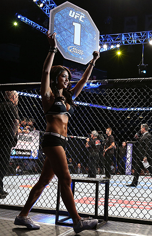 MINNEAPOLIS, MN - OCTOBER 05: UFC Octagon Girl Arianny Celeste introduces a round at the UFC on FX event at Target Center on October 5, 2012 in Minneapolis, Minnesota. (Photo by Josh Hedges/Zuffa LLC/Zuffa LLC via Getty Images)
