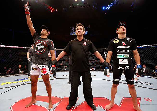 SAO PAULO, BRAZIL - JANUARY 19: Edson Barboza (L) reacts after knocking out Lucas Martins in their lightweight fight at the UFC on FX event on January 19, 2013 at Ibirapuera Gymnasium in Sao Paulo, Brazil. (Photo by Josh Hedges/Zuffa LLC/Zuffa LLC via Getty Images)