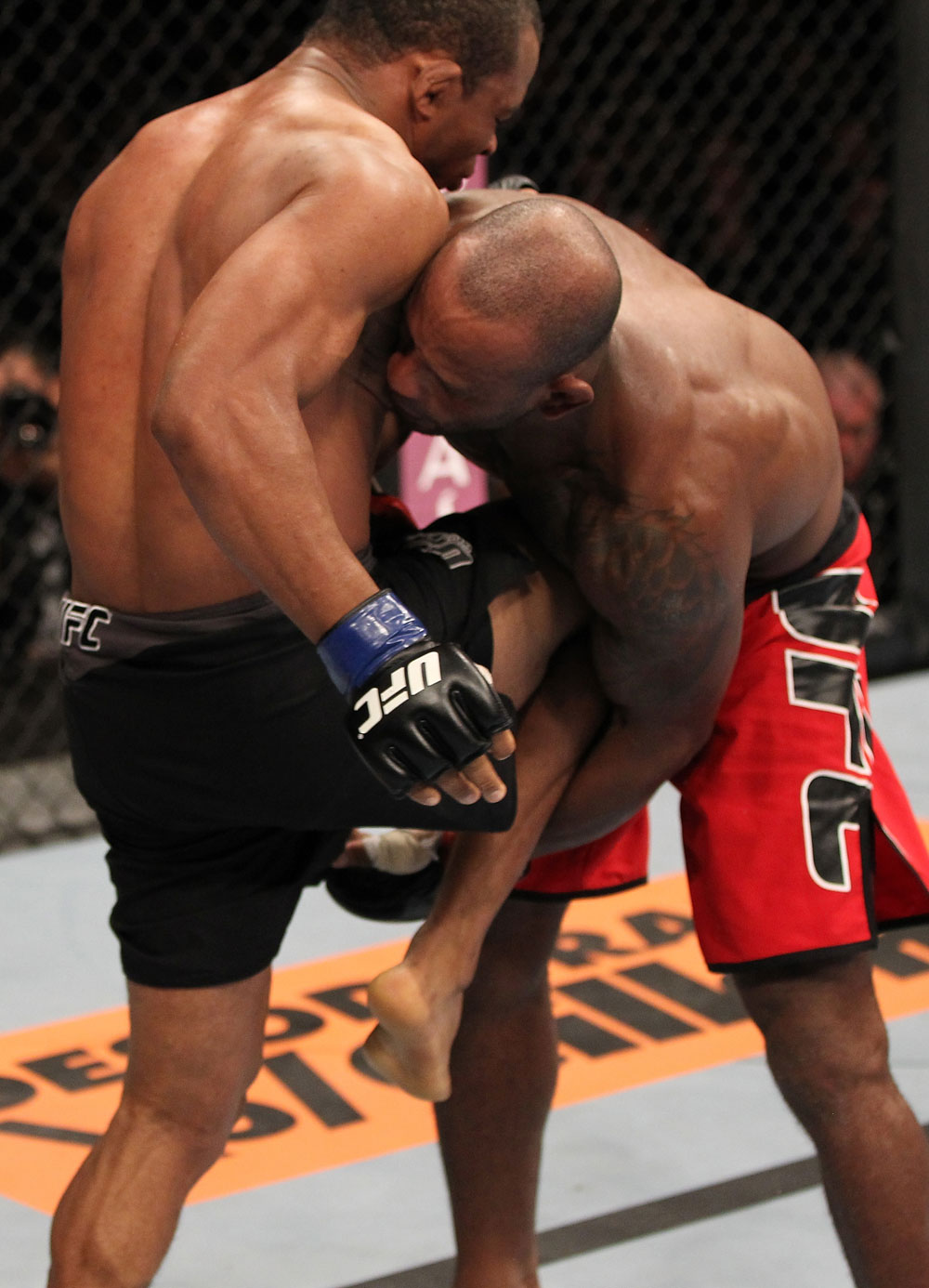 BELO HORIZONTE, BRAZIL - JUNE 23: (L-R) Francisco Trinaldo delivers a knee to the mid-section of Delson "Pe De Chumbo" Heleno during their UFC 147 middleweight bout at Estadio Jornalista Felipe Drummond on June 23, 2012 in Belo Horizonte, Brazil. (Photo by Josh Hedges/Zuffa LLC/Zuffa LLC via Getty Images)