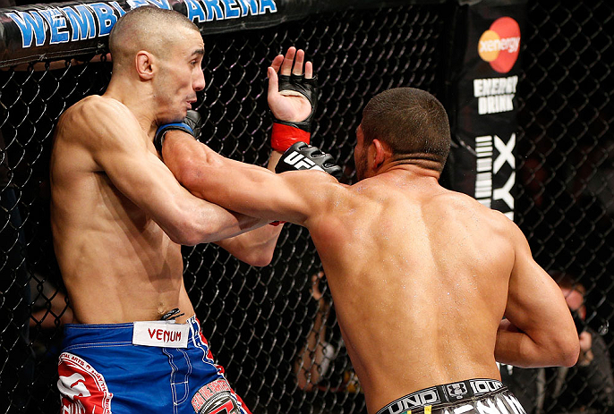 Forte punches Etim Forte punches Etim