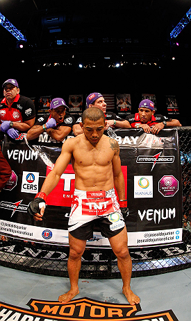 LAS VEGAS, NV - FEBRUARY 02: Jose Aldo prepares to face Frankie Edgar before their featherweight title fight at UFC 156 on February 2, 2013 at the Mandalay Bay Events Center in Las Vegas, Nevada. (Photo by Josh Hedges/Zuffa LLC/Zuffa LLC via Getty Images) *** Local Caption *** Jose Aldo; Frankie Edgar