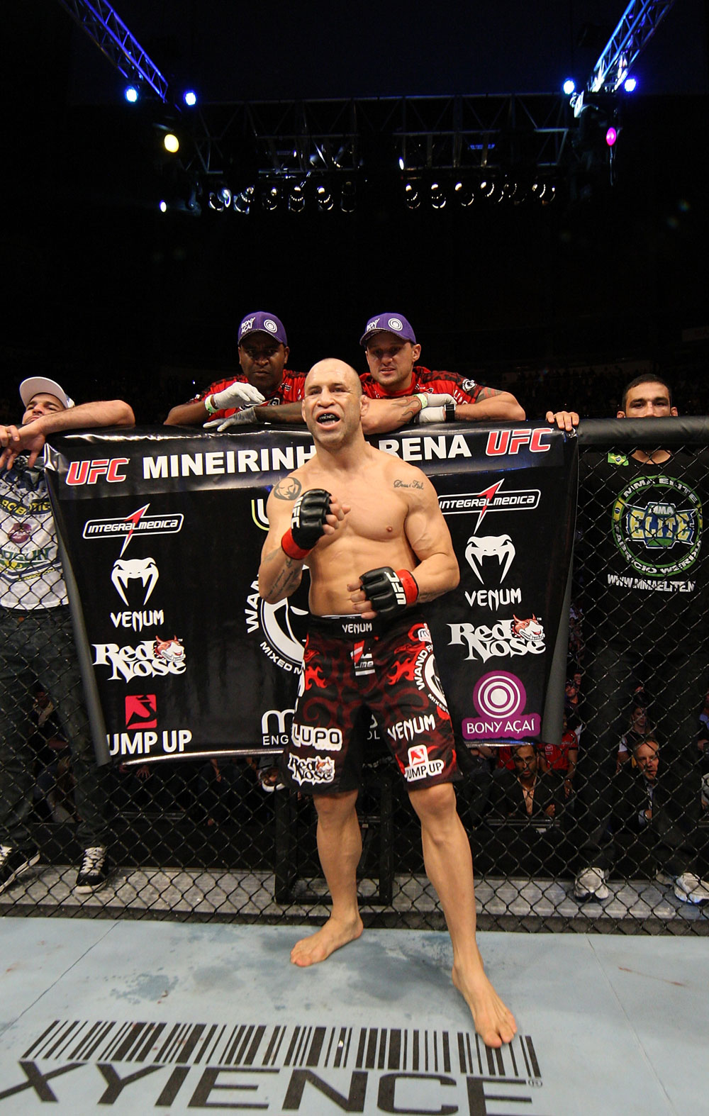 BELO HORIZONTE, BRAZIL - JUNE 23: Wanderlei Silva stands in the Octagon before his bout against Rich Franklin at Estadio Jornalista Felipe Drummond on June 23, 2012 in Belo Horizonte, Brazil. (Photo by Josh Hedges/Zuffa LLC/Zuffa LLC via Getty Images)