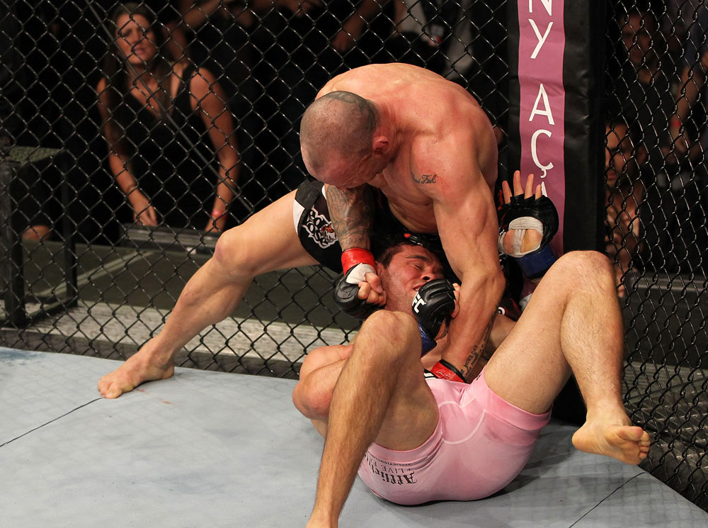 BELO HORIZONTE, BRAZIL - JUNE 23: (L-R) Wanderlei Silva punches Rich Franklin during their UFC 147 catchweight bout at Estadio Jornalista Felipe Drummond on June 23, 2012 in Belo Horizonte, Brazil. (Photo by Josh Hedges/Zuffa LLC/Zuffa LLC via Getty Images)