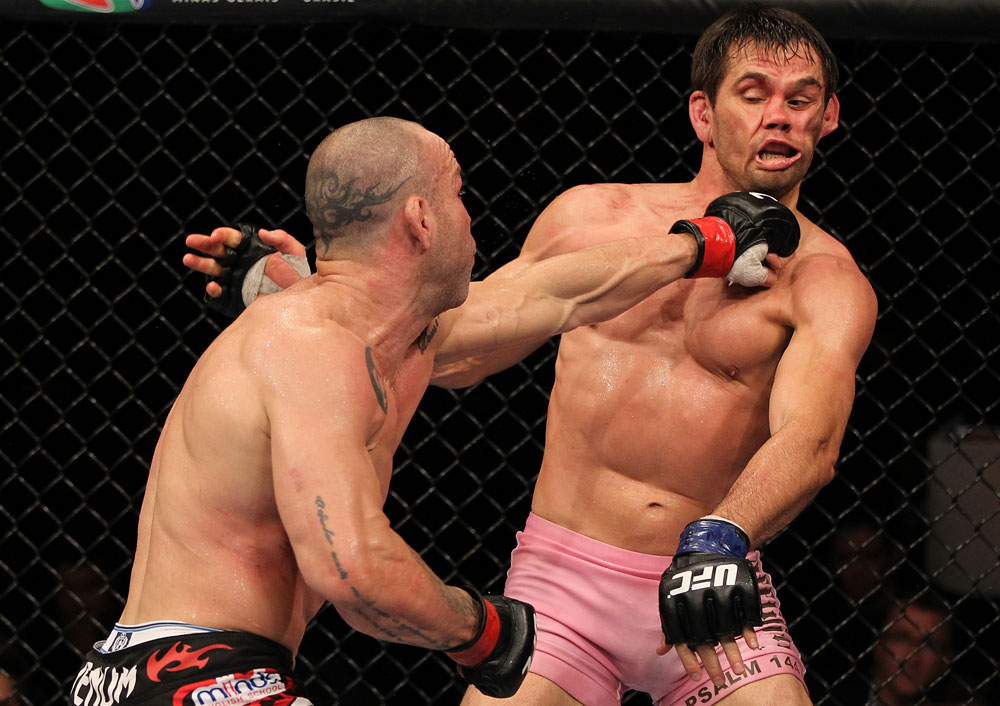 BELO HORIZONTE, BRAZIL - JUNE 23: (L-R) Wanderlei Silva punches Rich Franklin during their UFC 147 catchweight bout at Estadio Jornalista Felipe Drummond on June 23, 2012 in Belo Horizonte, Brazil. (Photo by Josh Hedges/Zuffa LLC/Zuffa LLC via Getty Images)