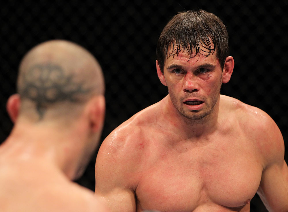 BELO HORIZONTE, BRAZIL - JUNE 23: (R-L) Rich Franklin squares off with Wanderlei Silva during their UFC 147 catchweight bout at Estadio Jornalista Felipe Drummond on June 23, 2012 in Belo Horizonte, Brazil. (Photo by Josh Hedges/Zuffa LLC/Zuffa LLC via Getty Images)