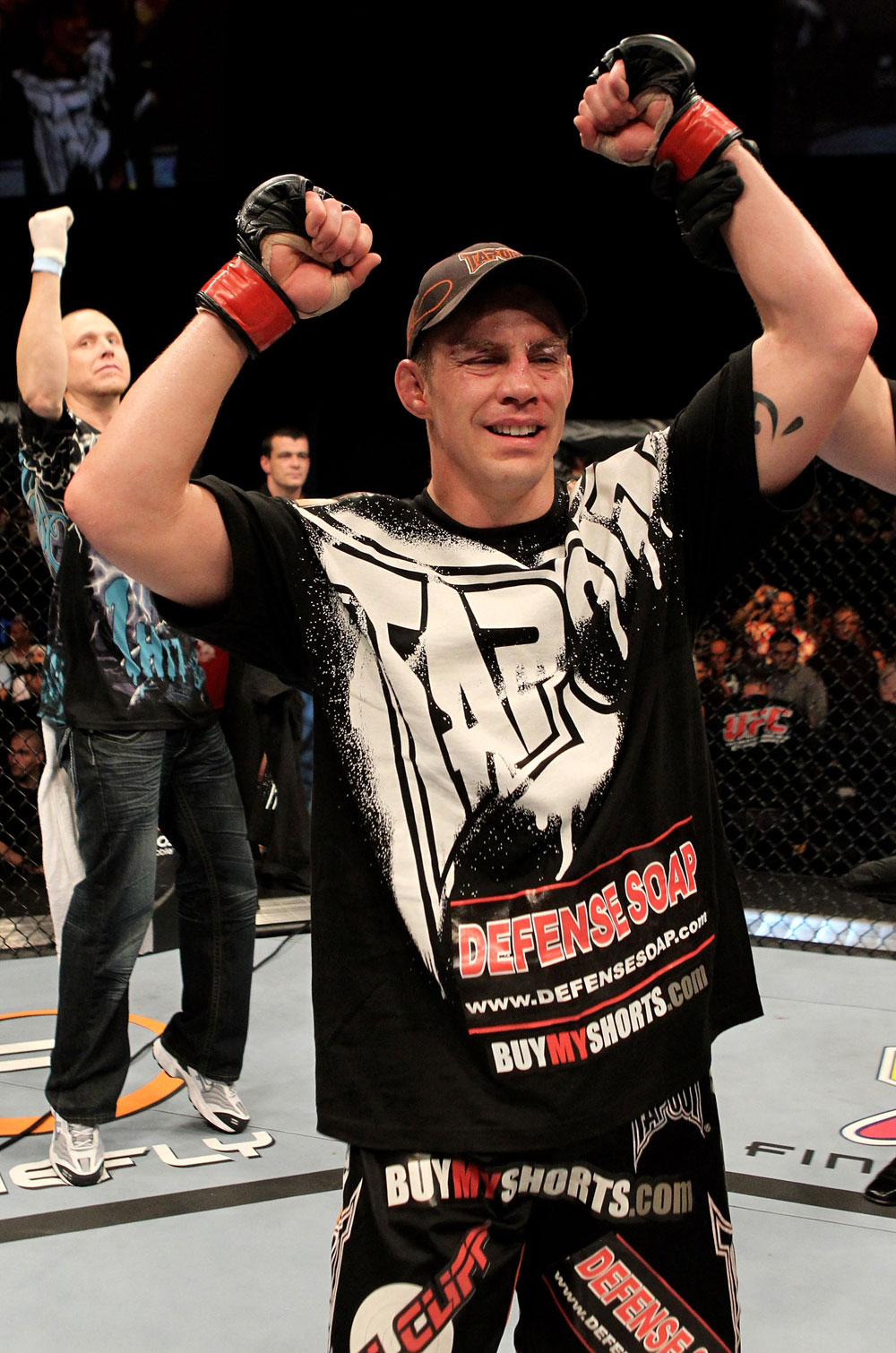 Duane Ludwig of the USA celebrates victory by a unanimous points decision over Nick Osipczak of the United Kingdom during their UFC Welterweight bout at the Konig Pilsner Arena on November 13, 2010 in Oberhausen, Germany. (Photo by Josh Hedges/Zuffa LLC/Zuffa LLC)