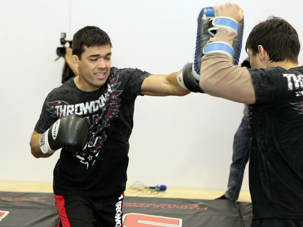 yoto Machida (L) works out for the media at the UFC 123 open workouts at the Detroit Athletic Club in Detroit, Michigan on November 18, 2010 (Photo by Josh Hedges/Zuffa LLC/Zuffa LLC via Getty Images)