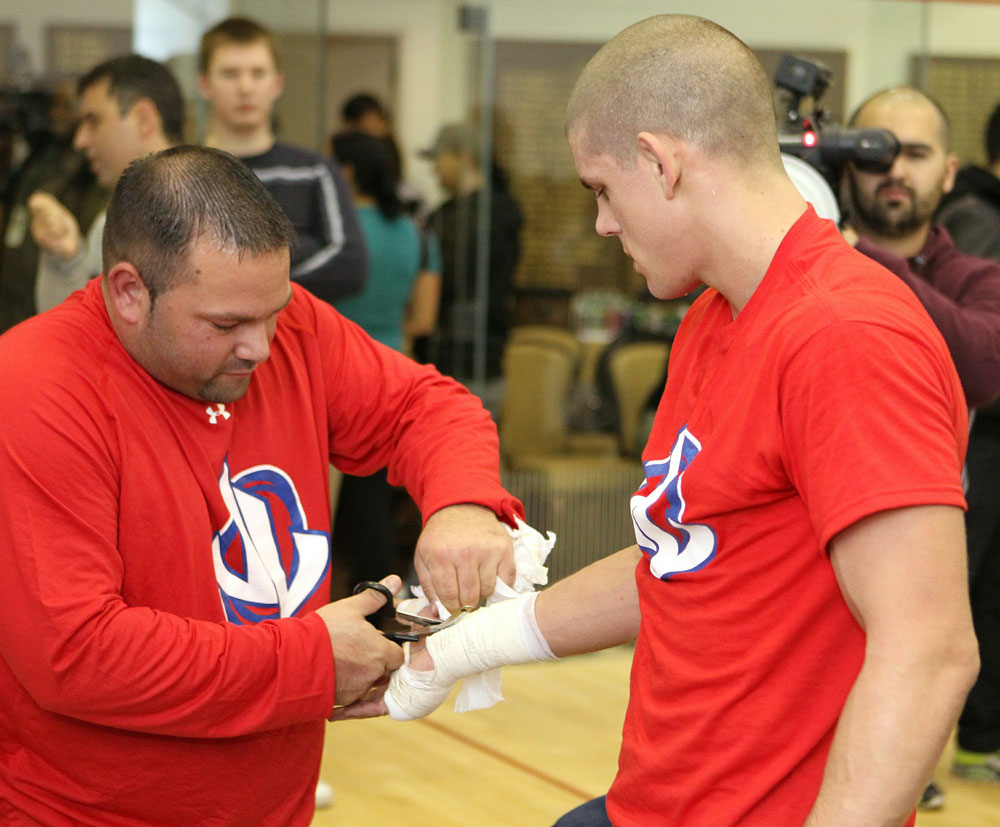 Joe Lauzon (R) works out for the media at the UFC 123 open workouts at the Detroit Athletic Club on November 18, 2010 in Detroit, Michigan. (Photo by Josh Hedges/Zuffa LLC/Zuffa LLC via Getty Images)