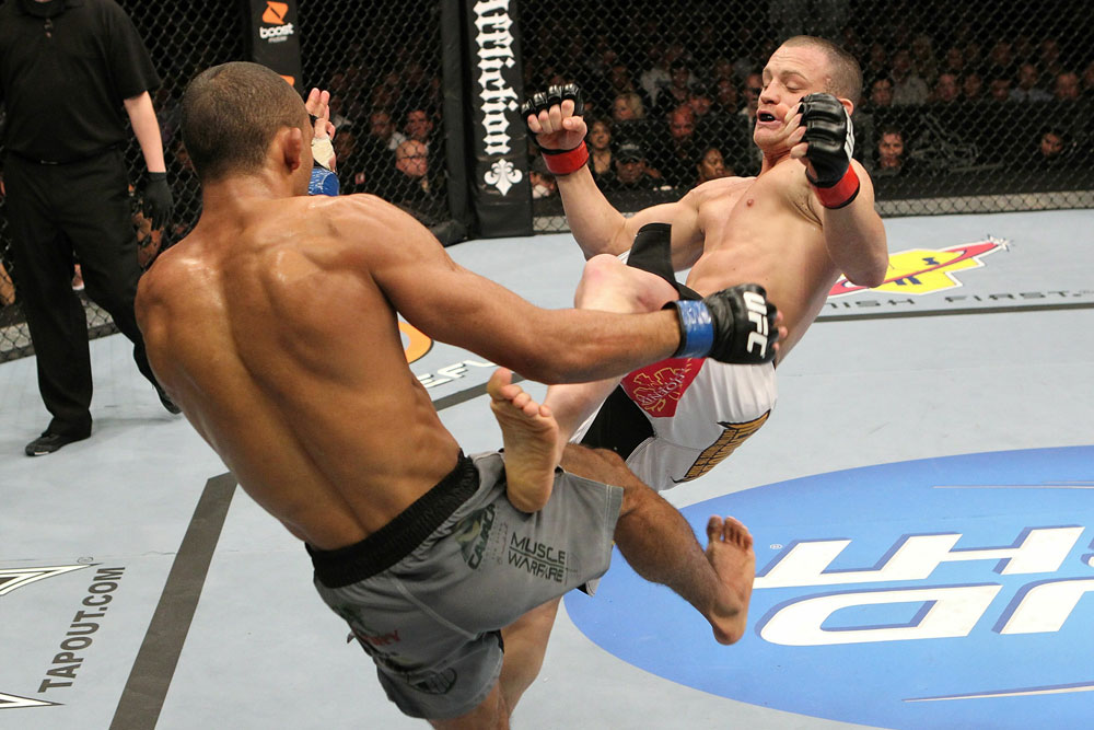UFC 123: Edson Barboza vs. Darren Elkins