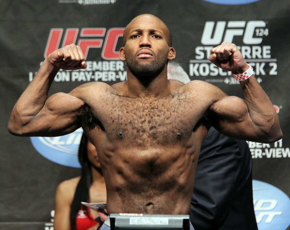 UFC 124 Weigh-in: John Howard weighs in at 171lbs.