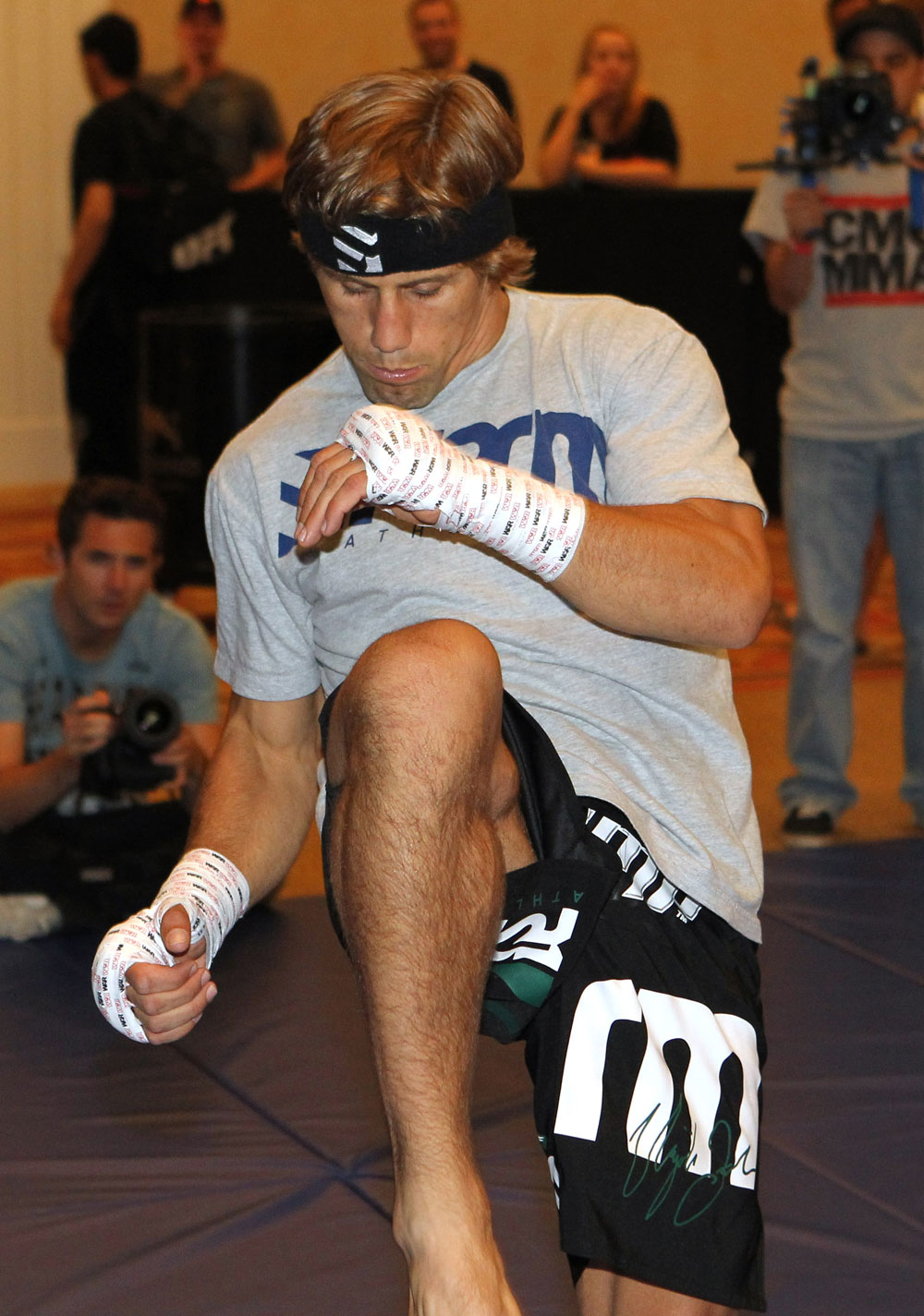 UFC 132 Open Workouts: Urijah Faber