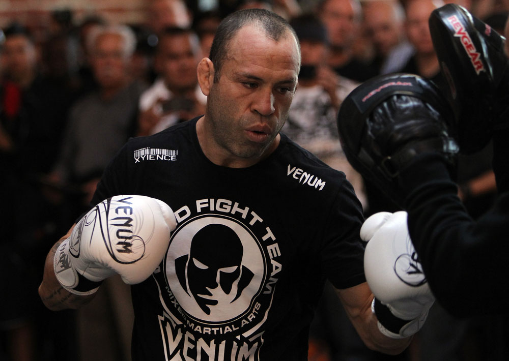 SAN JOSE, CA - NOVEMBER 16:  Wanderlei Silva works out for the fans and media during the UFC 139 open workouts at the Heroes Martial Arts Gym on November 16, 2011 in San Jose, California.  (Photo by Josh Hedges/Zuffa LLC/Zuffa LLC via Getty Images)