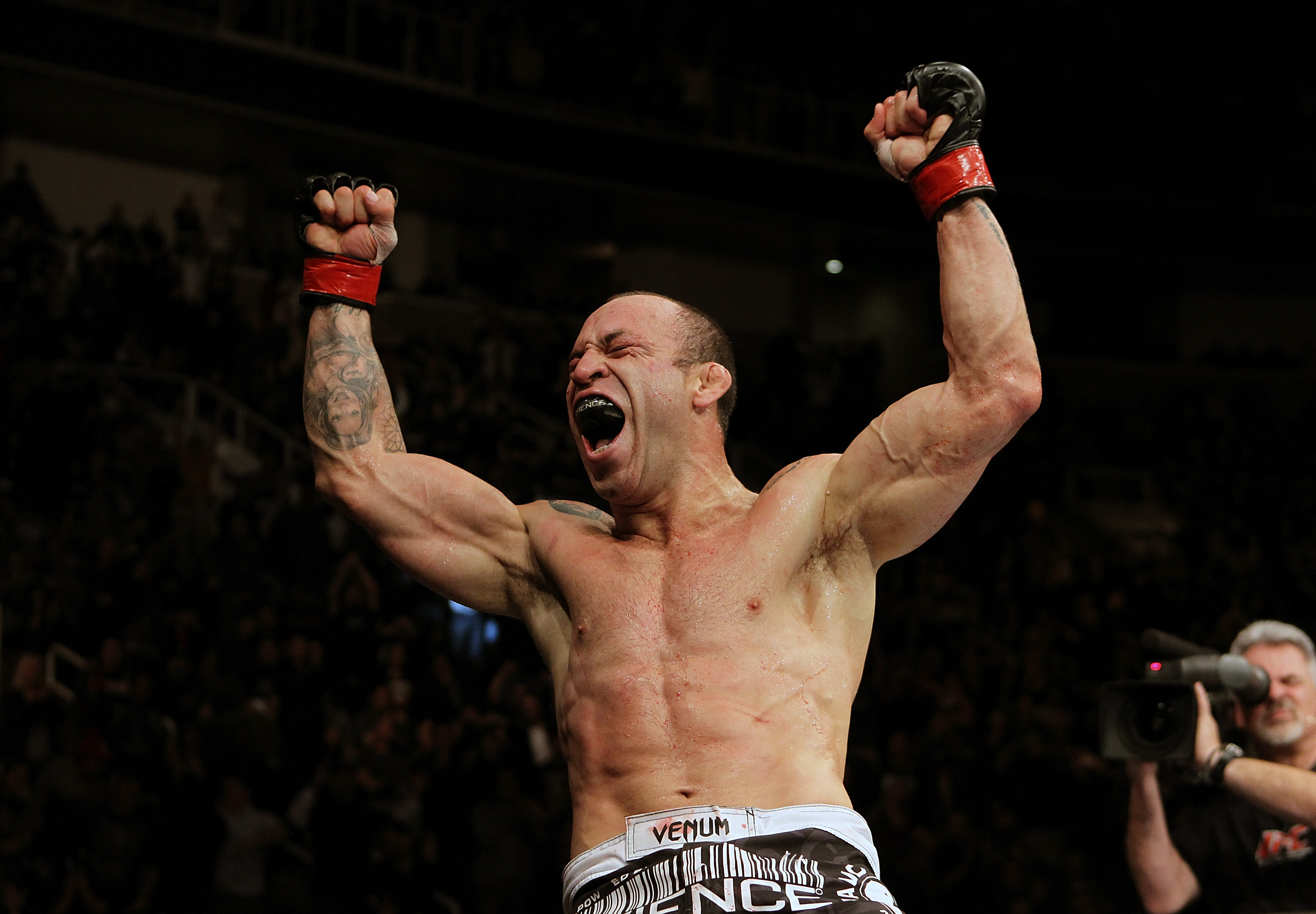 SAN JOSE, CA - NOVEMBER 19: Wanderlei Silva celebrates defeating Cung Le during an UFC Middleweight bout at the HP Pavillion on November 19, 2011 in San Jose, California. (Photo by Josh Hedges/Zuffa LLC/Zuffa LLC via Getty Images)