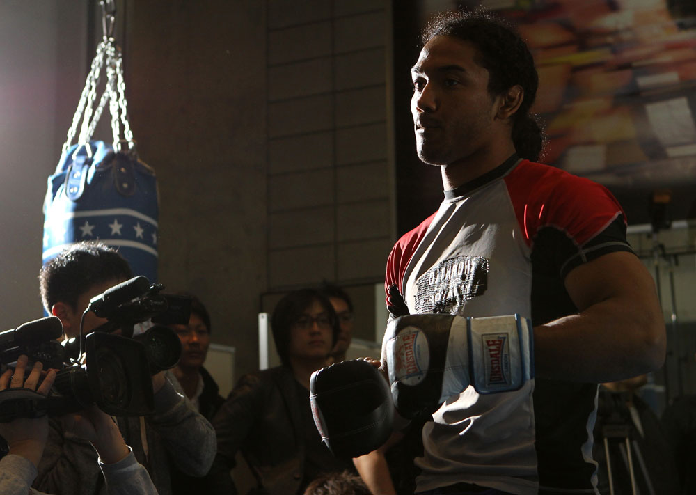 TOKYO, JAPAN - FEBRUARY 22: Benson Henderson works out for the media during the UFC 144 open workouts at Gold's Gym on February 22, 2012 in Tokyo, Japan. (Photo by Josh Hedges/Zuffa LLC/Zuffa LLC via Getty Images) *** Local Caption *** Benson Henderson