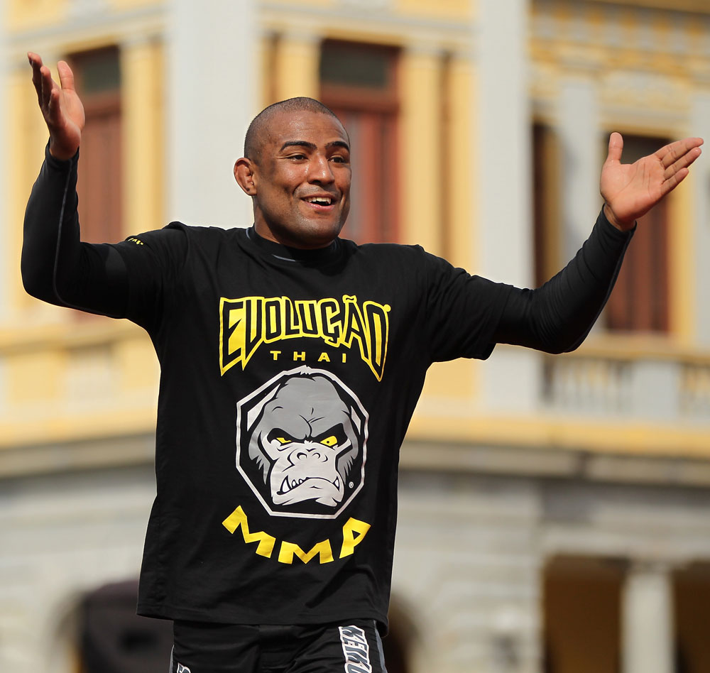 BELO HORIZONTE, BRAZIL - JUNE 20:   Sergio Moraes works out for the fans and media during the UFC 147 open workouts at Praca da Estacao on June 20, 2012 in Belo Horizonte, Brazil.  (Photo by Josh Hedges/Zuffa LLC/Zuffa LLC via Getty Images)