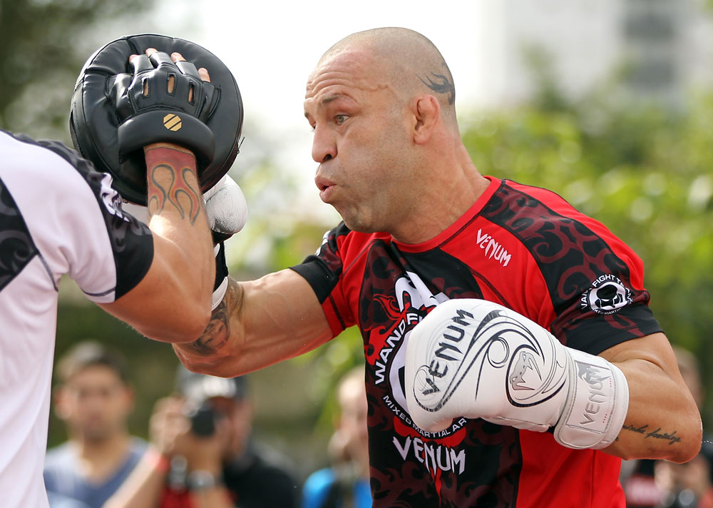 BELO HORIZONTE, BRAZIL - JUNE 20:   Wanderlei Silva works out for the fans and media during the UFC 147 open workouts at Praca da Estacao on June 20, 2012 in Belo Horizonte, Brazil.  (Photo by Josh Hedges/Zuffa LLC/Zuffa LLC via Getty Images)