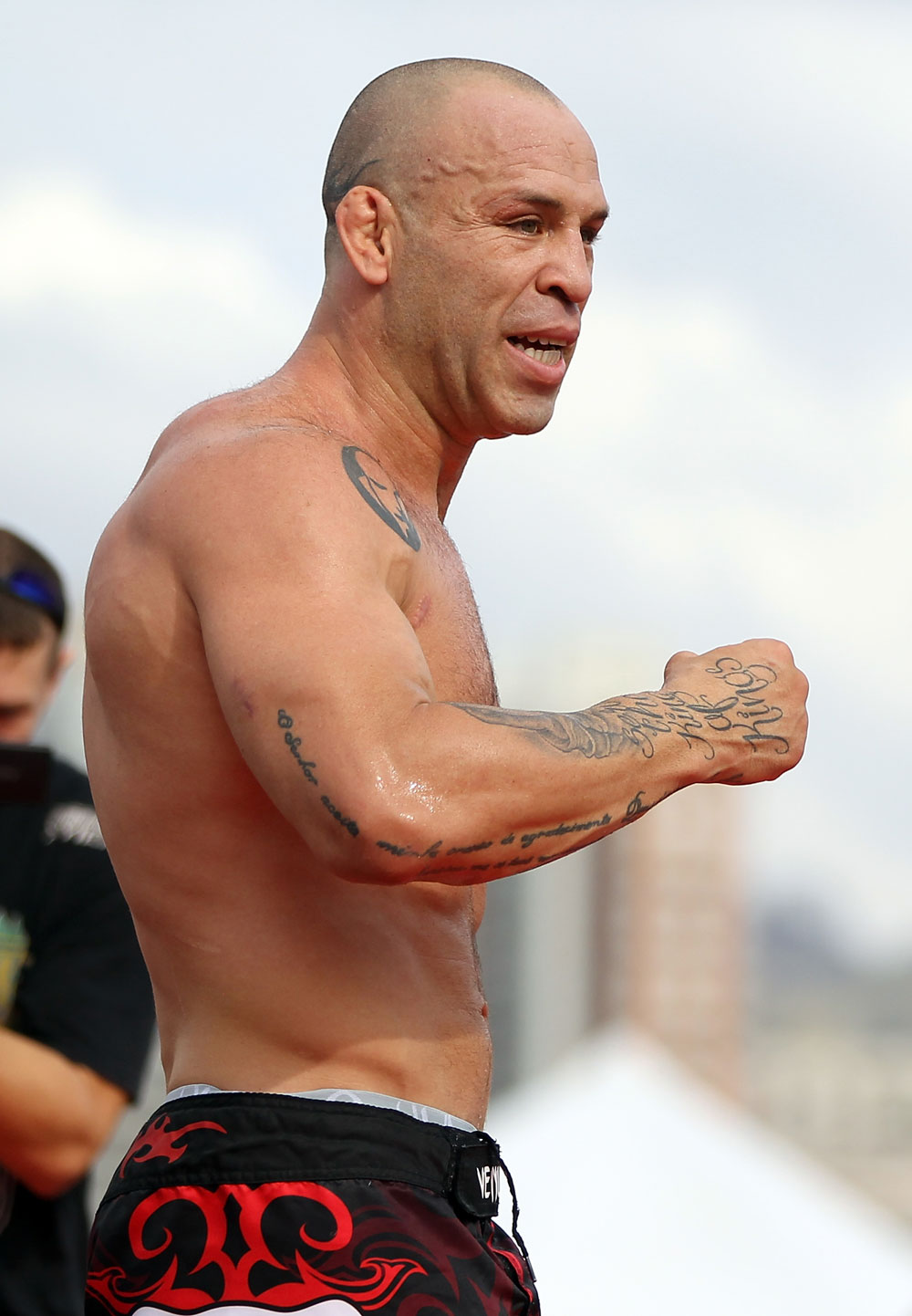 BELO HORIZONTE, BRAZIL - JUNE 20:   Wanderlei Silva works out for the fans and media during the UFC 147 open workouts at Praca da Estacao on June 20, 2012 in Belo Horizonte, Brazil.  (Photo by Josh Hedges/Zuffa LLC/Zuffa LLC via Getty Images)