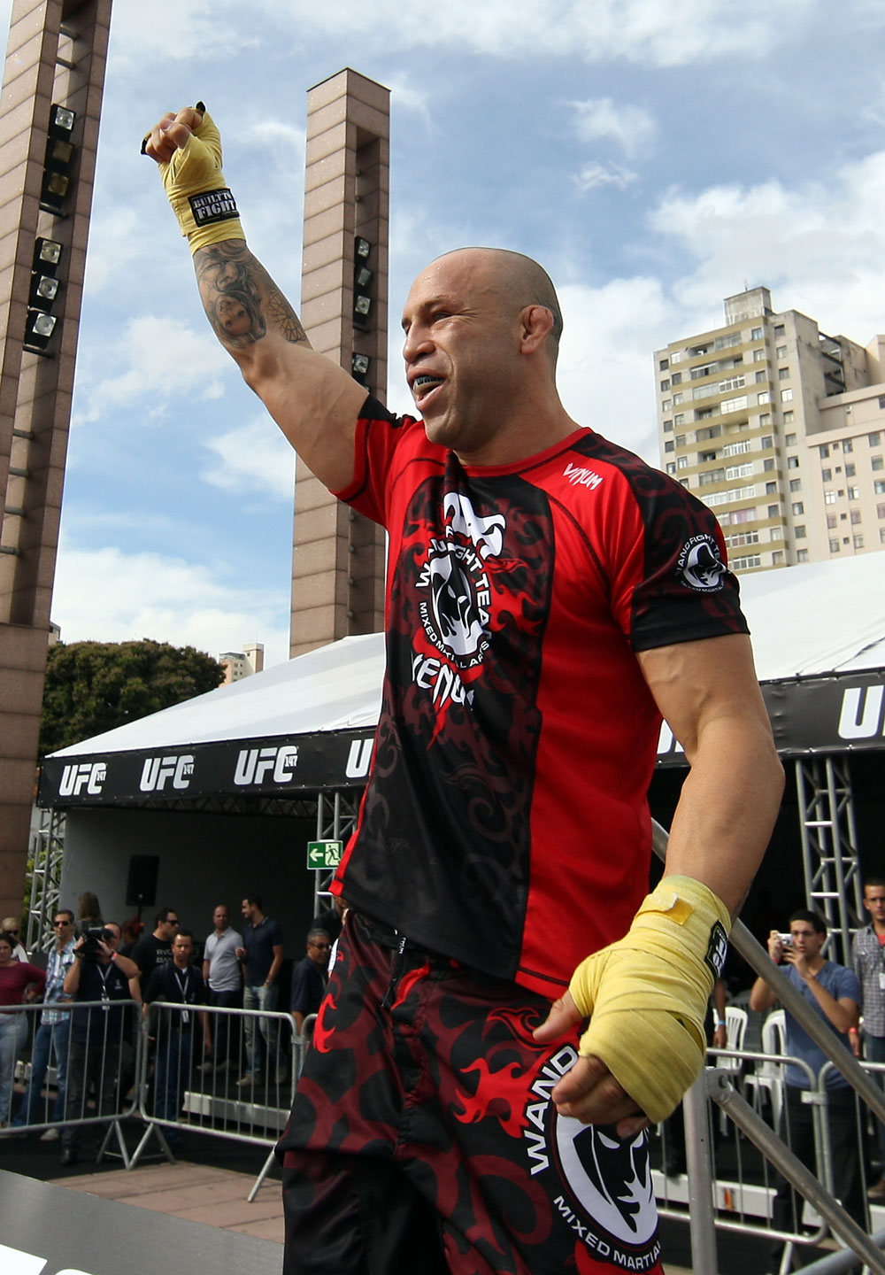 BELO HORIZONTE, BRAZIL - JUNE 20:   Wanderlei Silva works out for the fans and media during the UFC 147 open workouts at Praca da Estacao on June 20, 2012 in Belo Horizonte, Brazil.  (Photo by Josh Hedges/Zuffa LLC/Zuffa LLC via Getty Images)