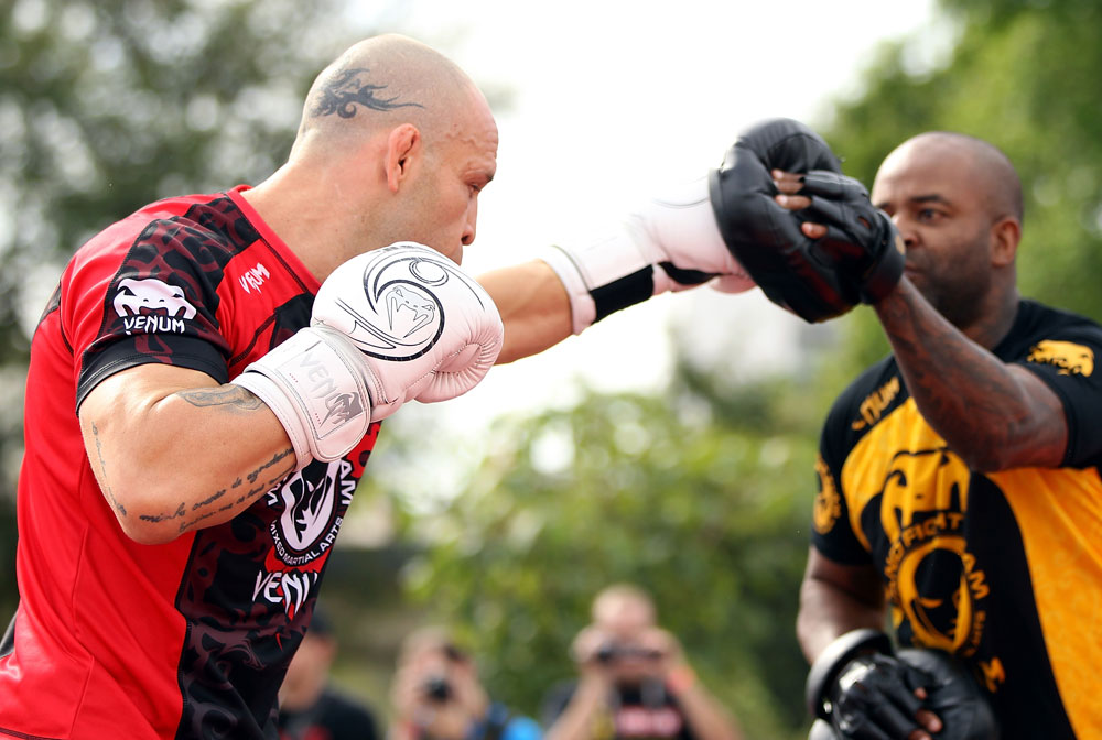 BELO HORIZONTE, BRAZIL - JUNE 20:   Wanderlei Silva works out for the fans and media during the UFC 147 open workouts at Praca da Estacao on June 20, 2012 in Belo Horizonte, Brazil.  (Photo by Josh Hedges/Zuffa LLC/Zuffa LLC via Getty Images)