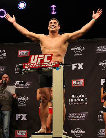 LAS VEGAS, NV - DECEMBER 14:  Shane Del Rosario poses on the scale during TUF 16 Finale weigh in on December 14, 2012  at the Joint at the Hard Rock in Las Vegas, Nevada.  (Photo by Jim Kemper/Zuffa LLC/Zuffa LLC via Getty Images)