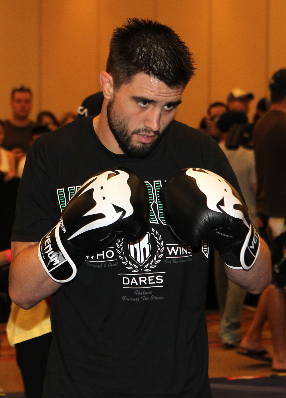 UFC 132 Open Workouts: Carlos Condit